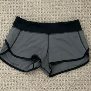 Lululemon EUC speed short size 4